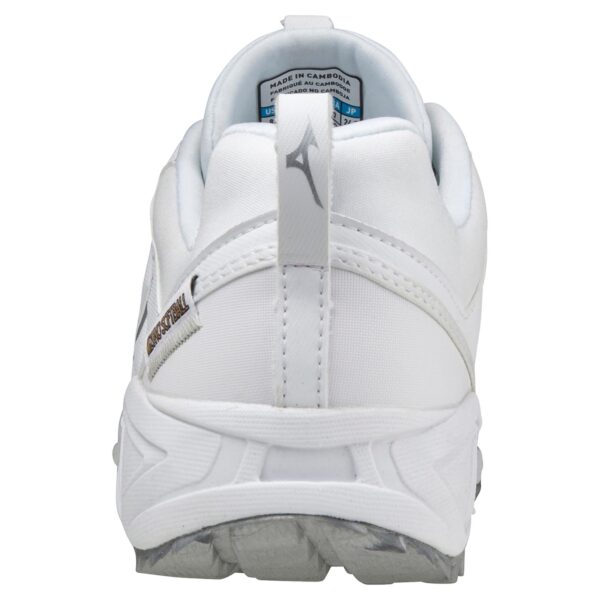 Mizuno Ambition 2 All Surface Low Women's Turf Shoe - Image 5