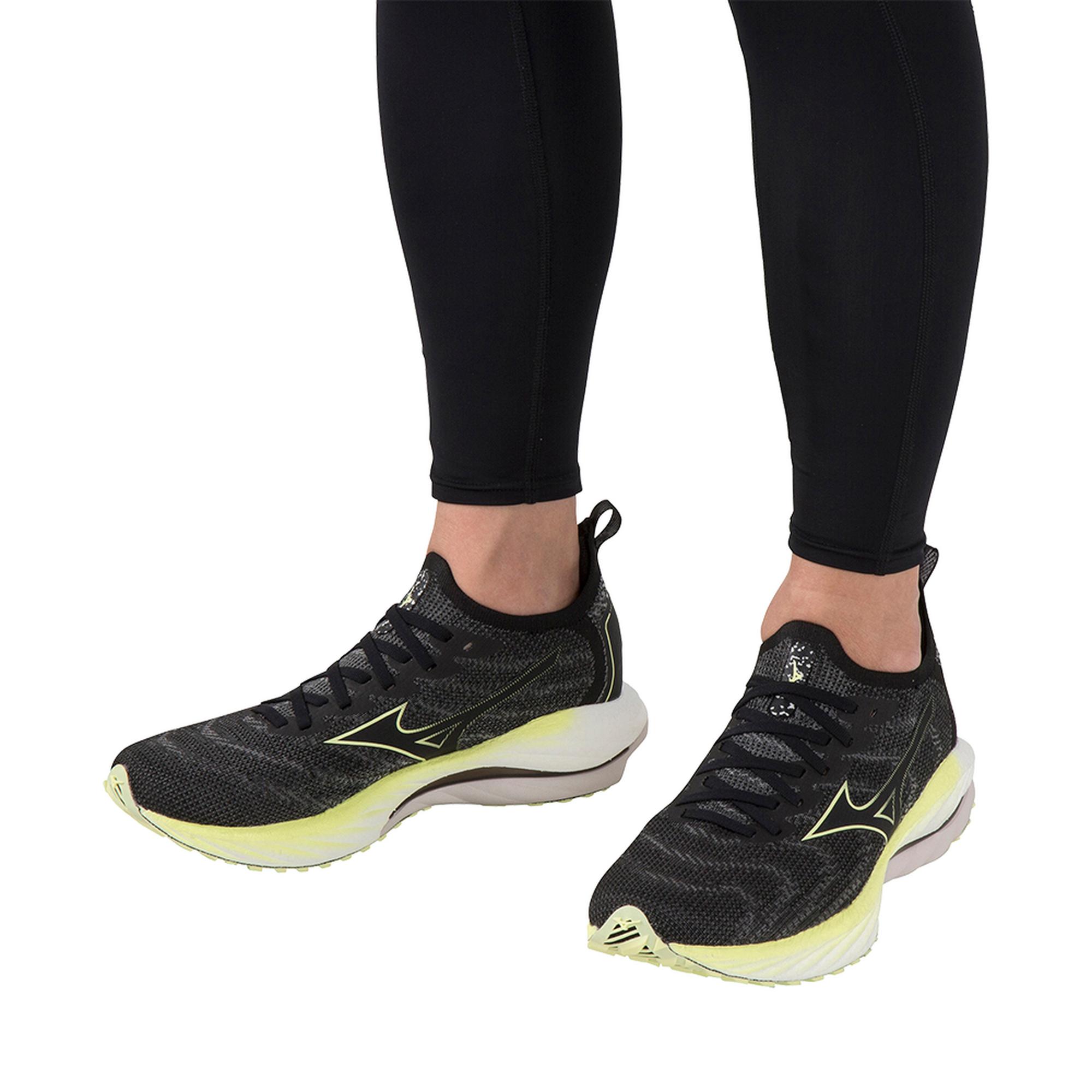 Men's Wave Neo Wind Running Shoe - Image 10