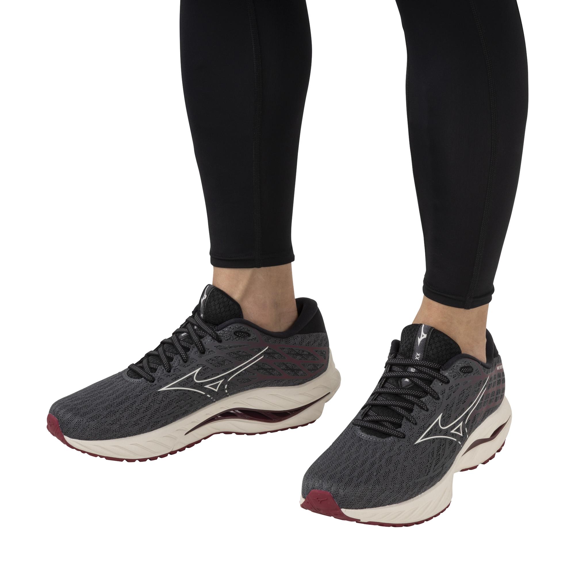 Men's Wave Inspire 20 Running Shoe - Image 9